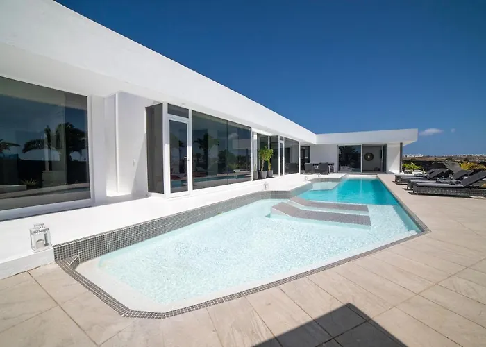 Valhalla Playa Blanca (Lanzarote)