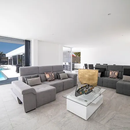 Valhalla ヴィラ プラヤ・ブランカ